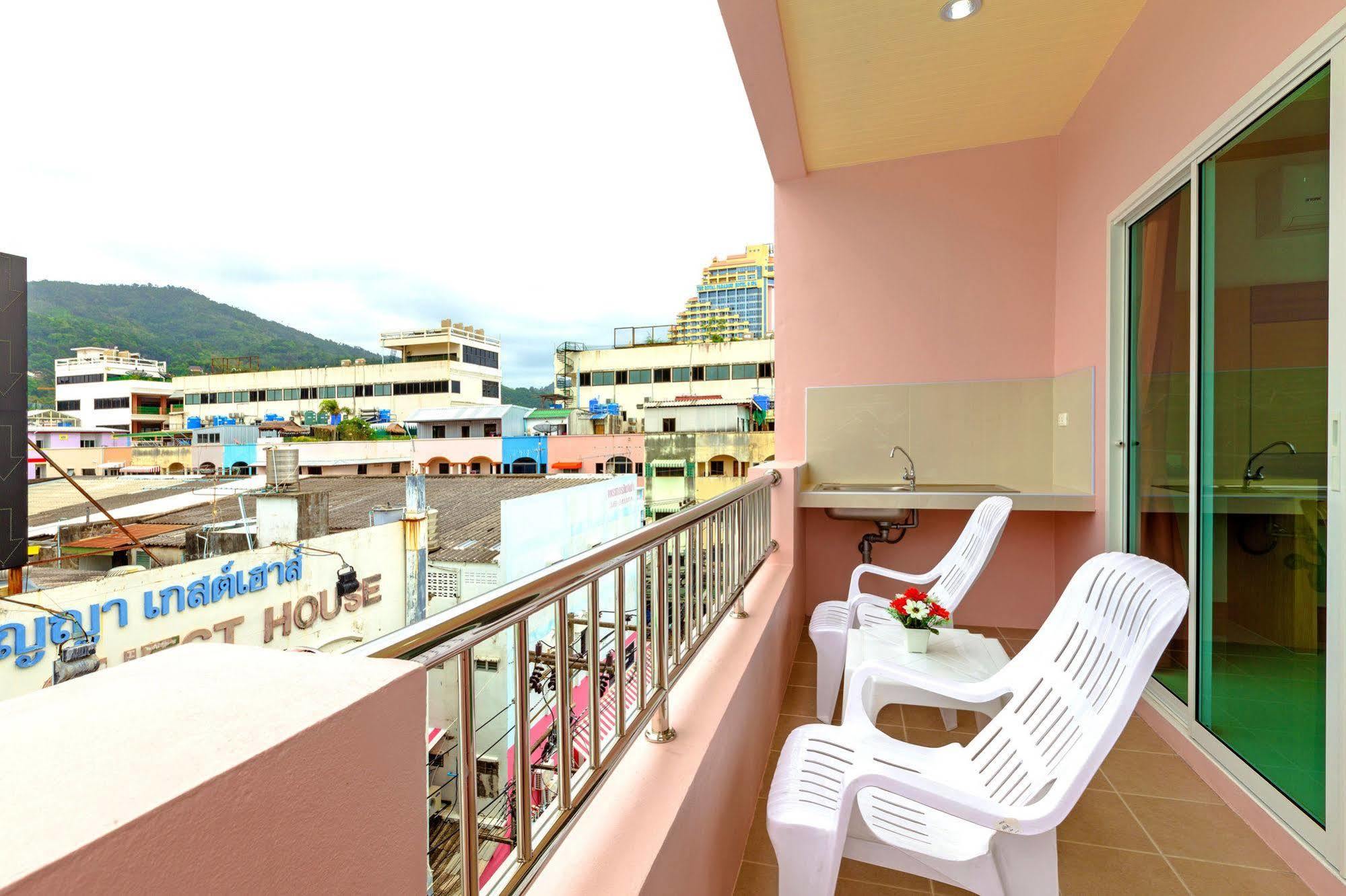Phusita Hotel - Sha Certified Patong 외부 사진